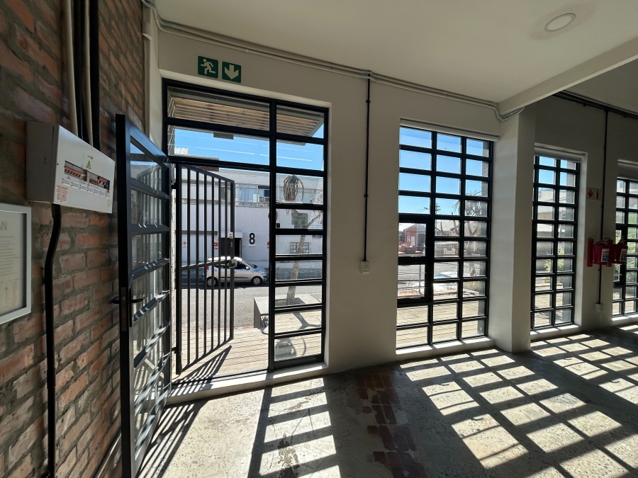 To Let Commercial Property for Rent in Salt River Western Cape